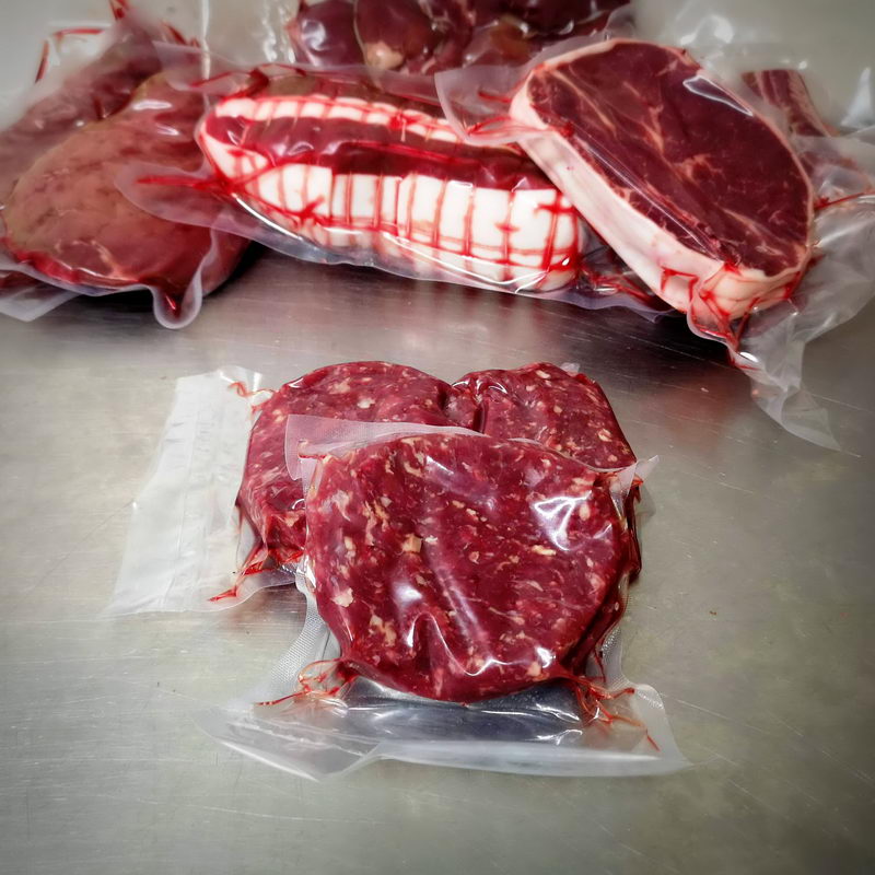 steaks hachés de boeuf du colis 5 kg de boeuf (produit de la ferme de Vers)